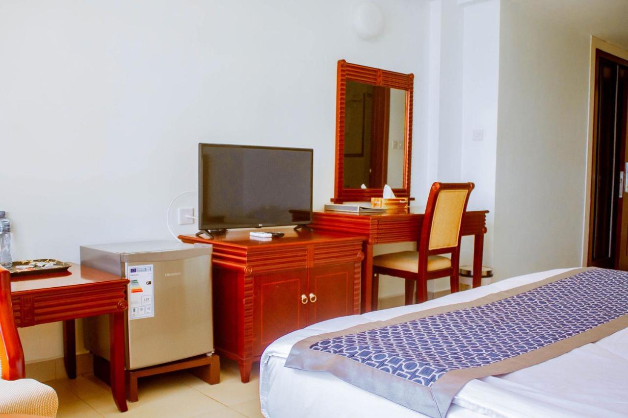 Luwa Evergreen Hotel Mtwara ภายนอก รูปภาพ