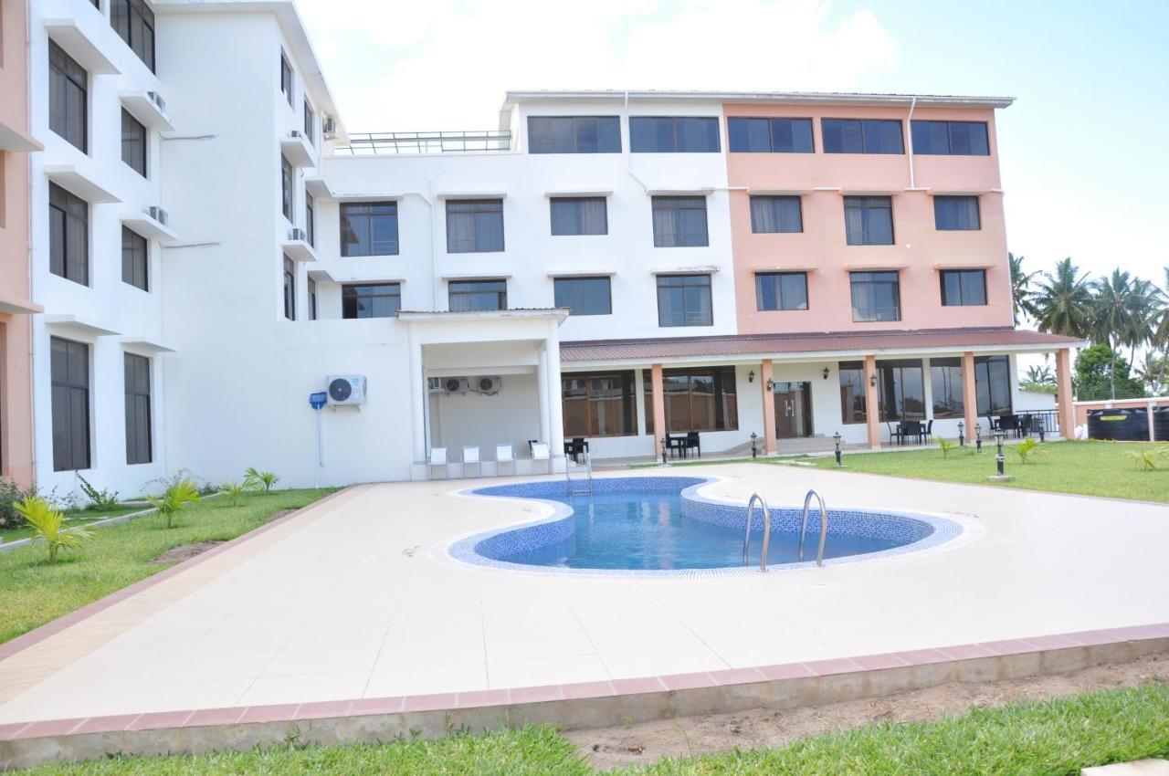 Luwa Evergreen Hotel Mtwara ภายนอก รูปภาพ